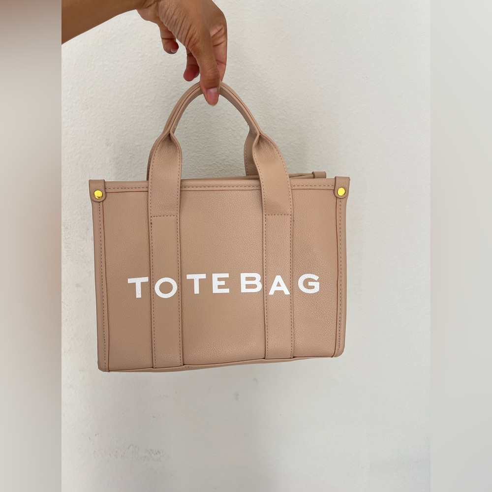 Tan Tote bag
